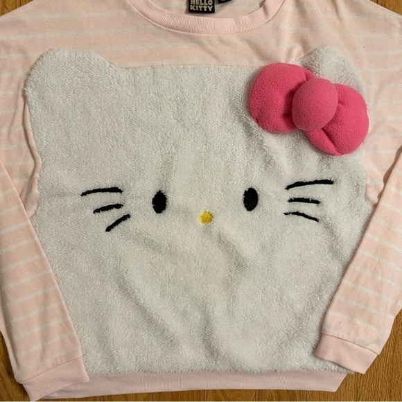 Hello Kitty Giant Face Oversized 3D Bow Sherpa Head Striped Shirt Women’s L RARE - Picture 2 of 8